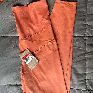 Nike maternity leggings